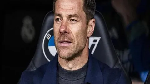 戴伊与父教练斯瓦顿和解，能否重返世界冠军宝座？